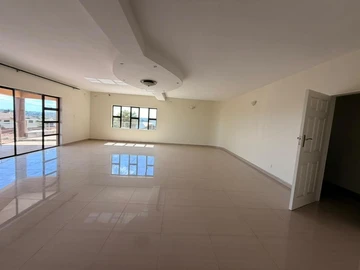 8 Bedroom House
