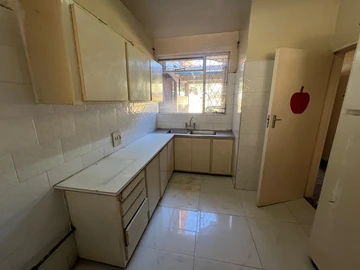2 Bedroom Garden Flat