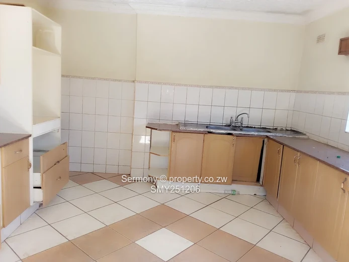 Residential house for rent 