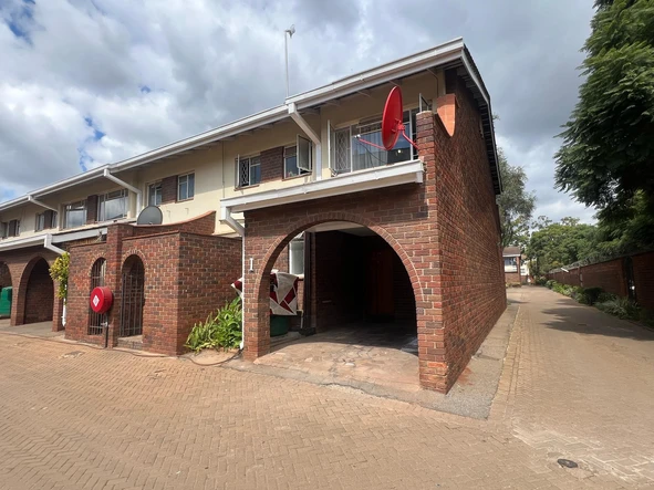 Duplex Flat for rent