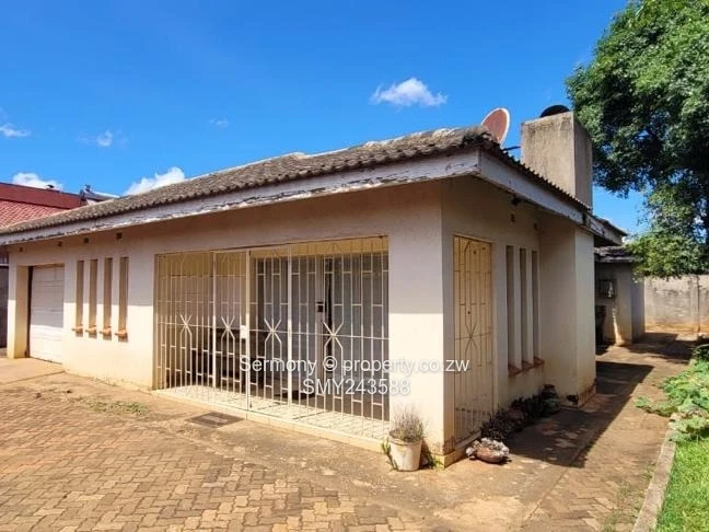 Spacious Home For House