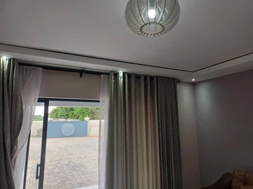 3 Bedroom Flat & Apartment