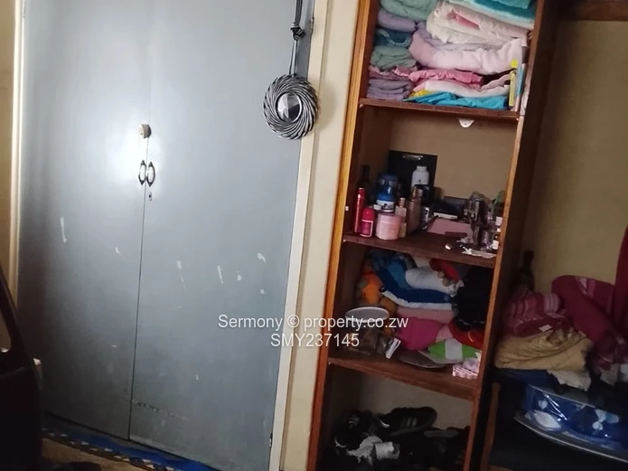 2 bedroomed flat for rent - Willowvale Flats