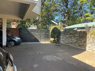 2 Bedroom Garden Flat