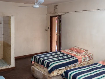 Hotel & Lodge