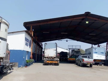 Warehouse & Factory