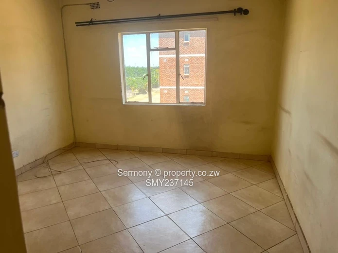 2 bedroomed flat for rent - Willowvale Flats