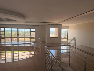 8 Bedroom House