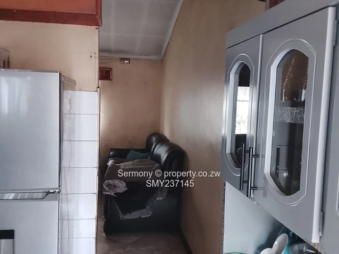 2 bedroomed flat for rent - Willowvale Flats