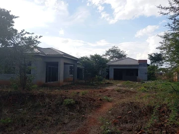 9 Bedroom House