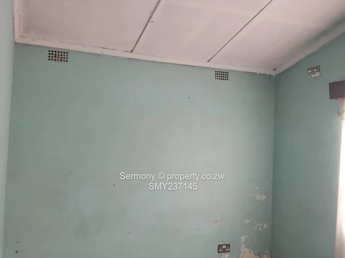 2 bedroomed flat for rent - Willowvale Flats