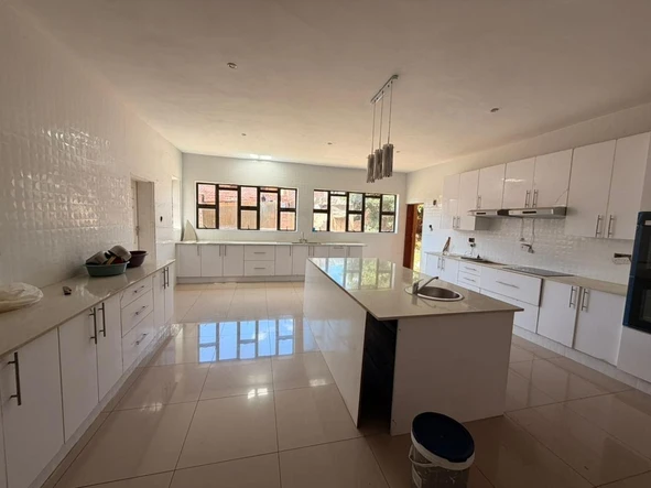 8 Bedroom House