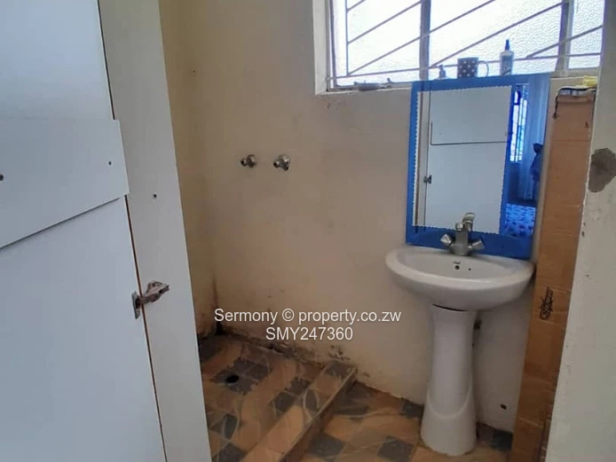 Modern Cluster Home up for grabs