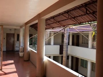 Hotel & Lodge