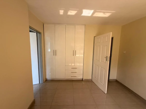 8 Bedroom House