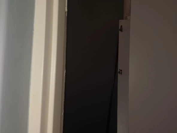 2 Bedroom Flat & Apartment