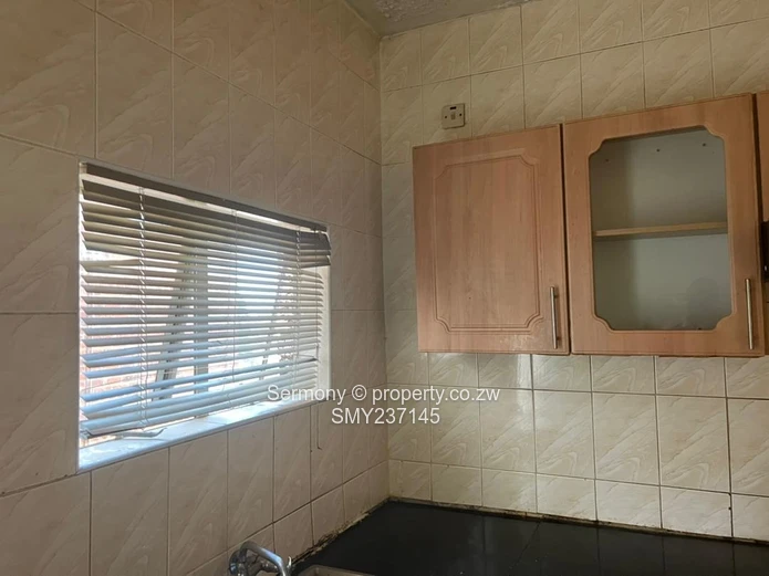 2 bedroomed flat for rent - Willowvale Flats
