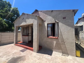 2 Bedroom House
