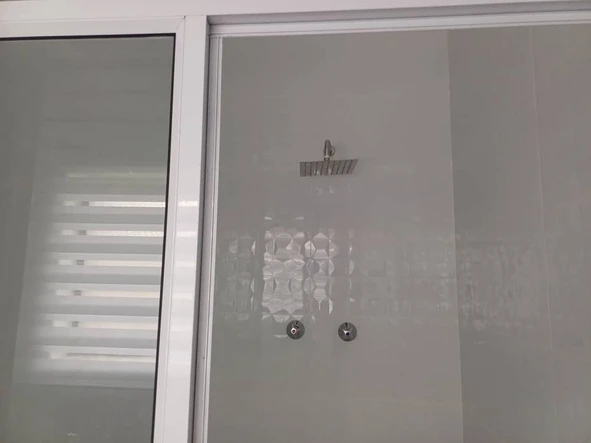 3 Bedroom Flat & Apartment