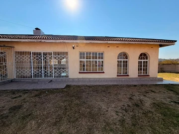 3 Bedroom Flat & Apartment