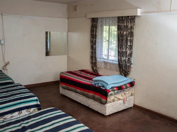 Hotel & Lodge